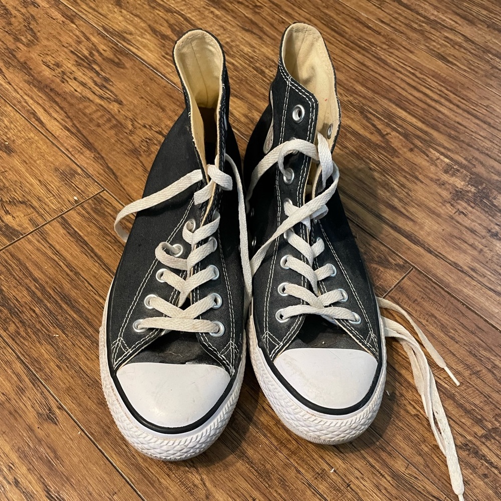 Women’s Converse high tops